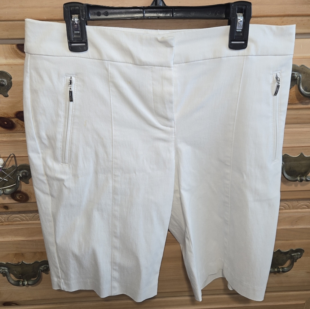 Izod White Flat Front Shorts Lightweight Summer Essential